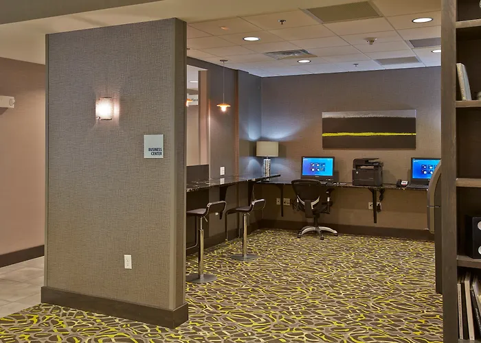Holiday Inn Express And Suites Madison Central By Ihg