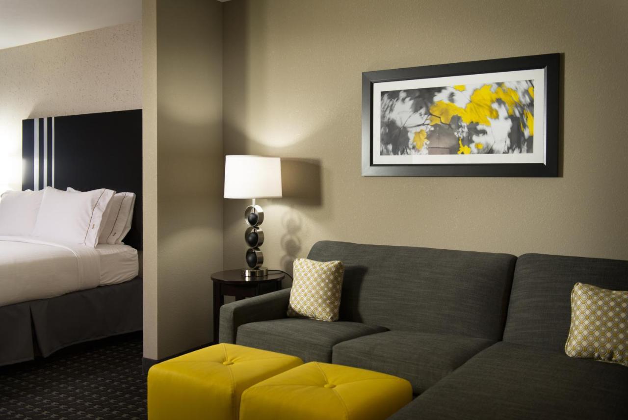 Express And By Ihg Hotel 3*