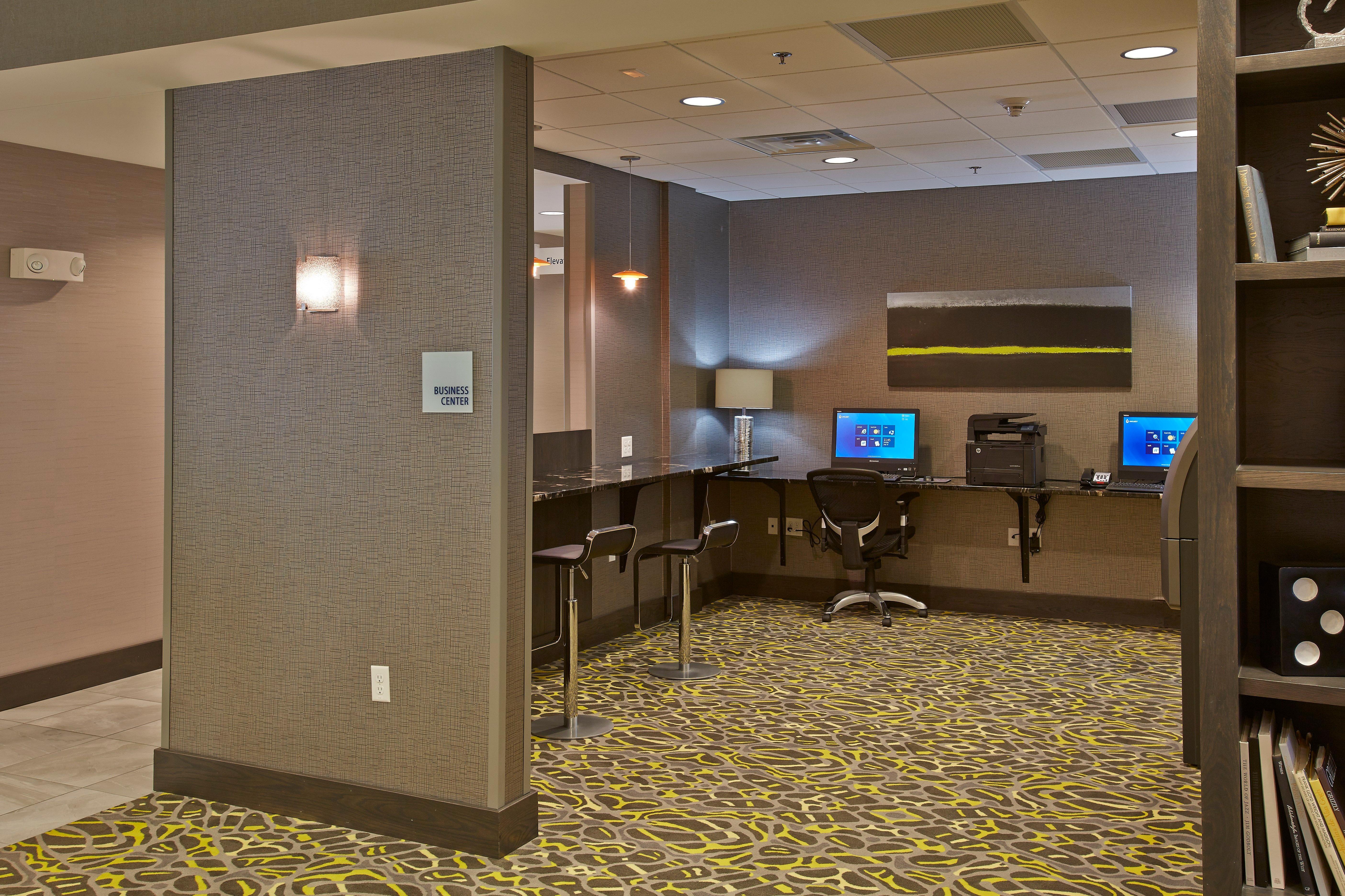Express And By Ihg Hotel 3*