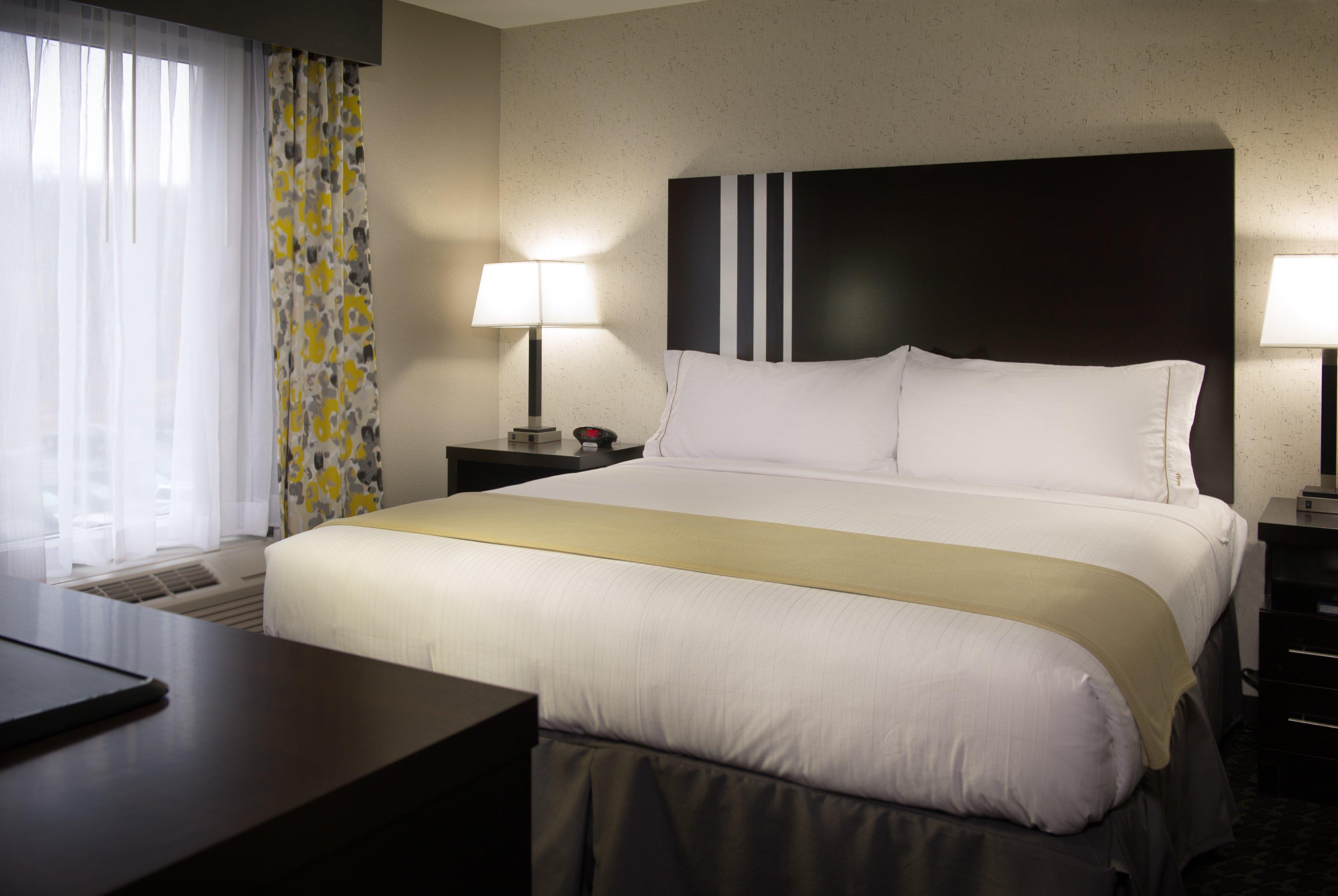 Hotel Express And By Ihg Madison